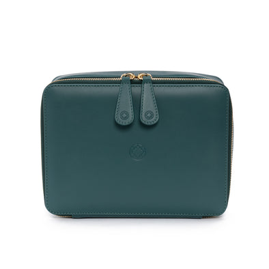 Washcase Green | Washcases UK | La Portegna UK | Handmade Leather Goods | Vegetable Tanned Leather