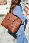 Gloria Caoba | Shoulder Bags UK | La Portegna UK | Handmade Leather Goods | Vegetable Tanned Leather